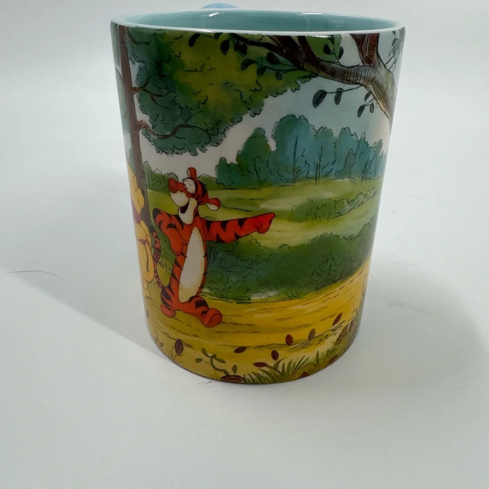 Winnie The Pooh And Eeyore Coffee Mug Chip on Bottom OF CUP NOT VISIBLE - Picture 3 of 11